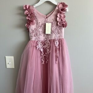 Girl’s Dress Set